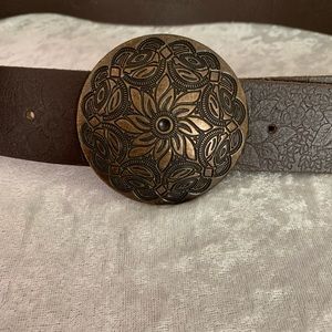 Candie’s XL Brown Leather Belt with Round Floral Buckle